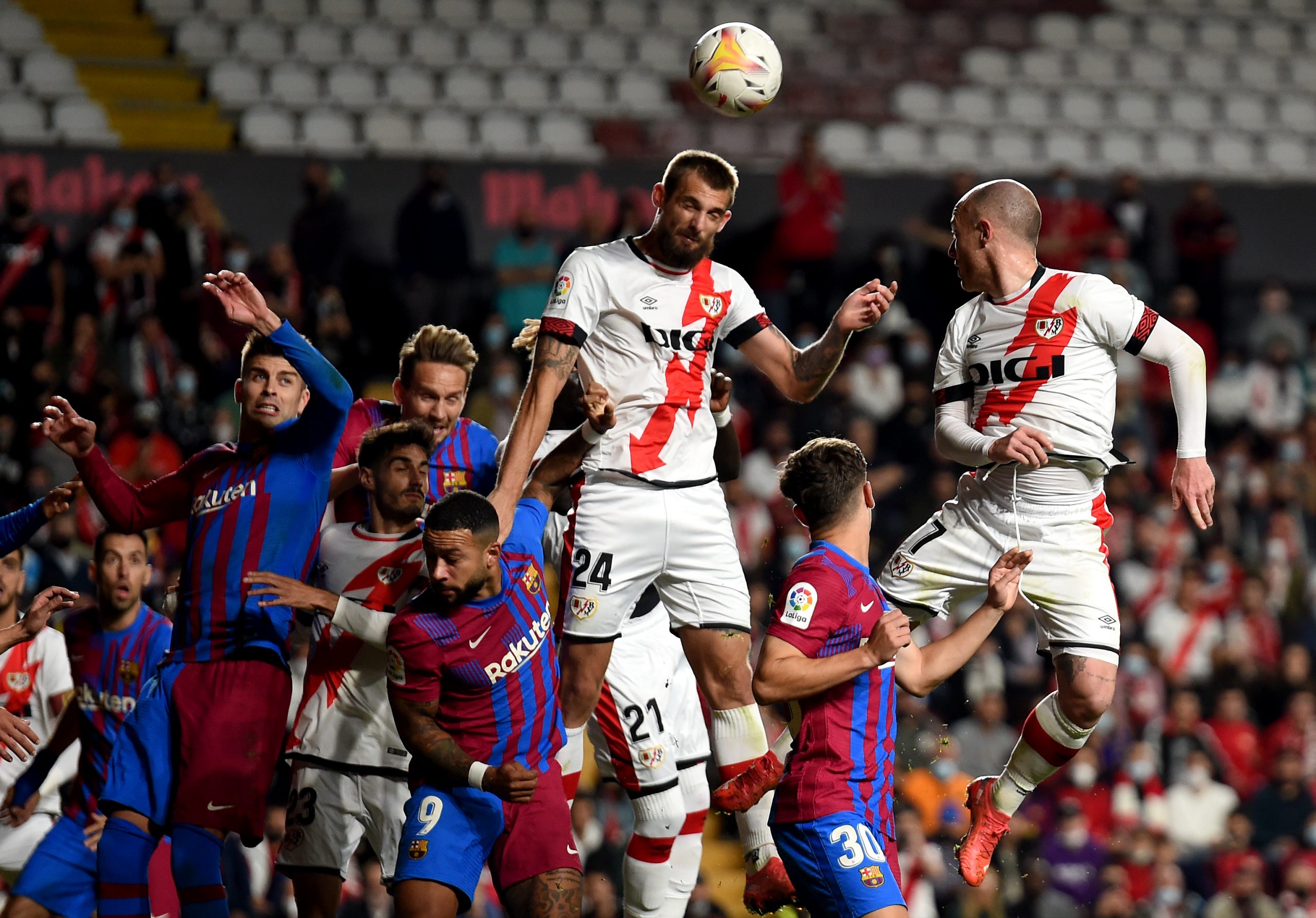 Soi kèo Vallecano vs Barca